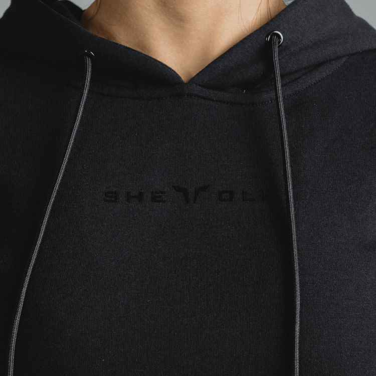 SHE-WOLF CROP HOODIE - BLACK